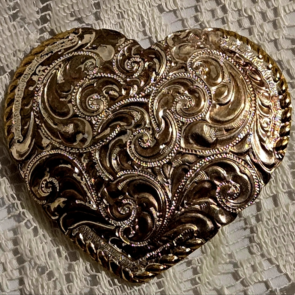 Crumrine Belt Buckle Heart Shaped Beautiful Gold/Silver Detail 3" X 3" El Arturo